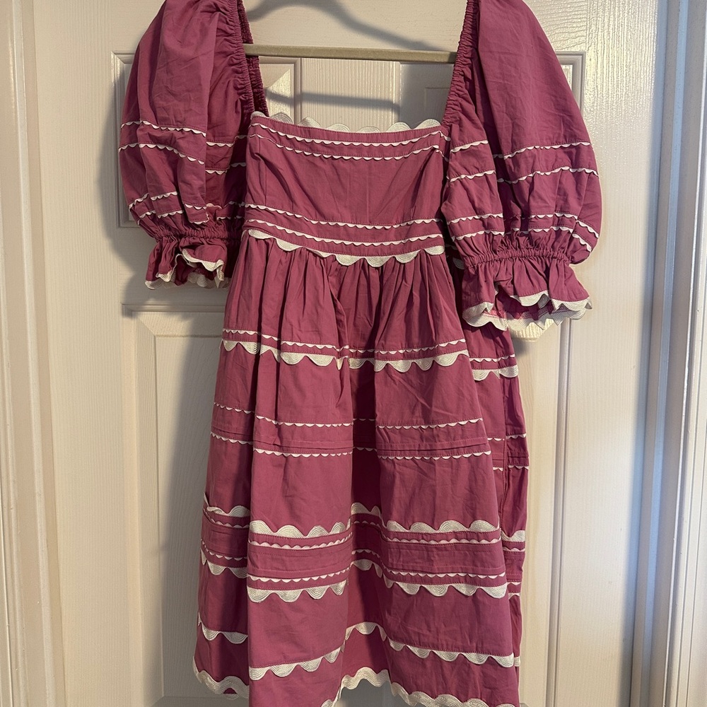 Charming Mauve women’s Dress with Puff Sleeves